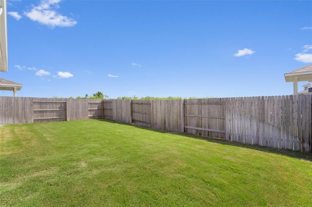 208 Blue Agate CT, Jarrell, TX 76537