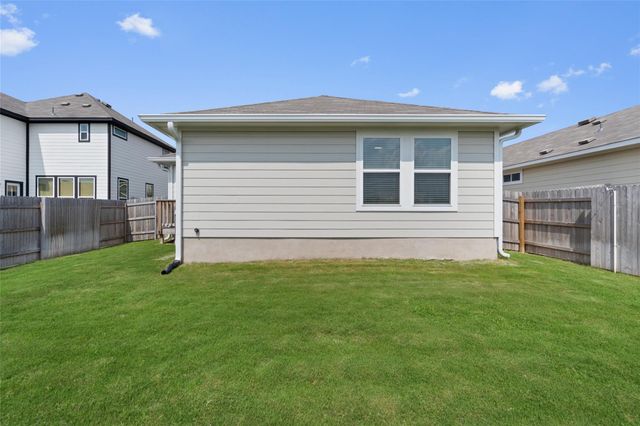 208 Blue Agate CT, Jarrell, TX 76537