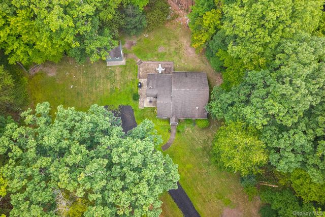 30 Forest Glen Road, Pine Bush, NY 12566