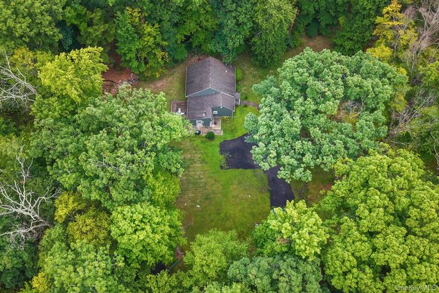 30 Forest Glen Road, Pine Bush, NY 12566