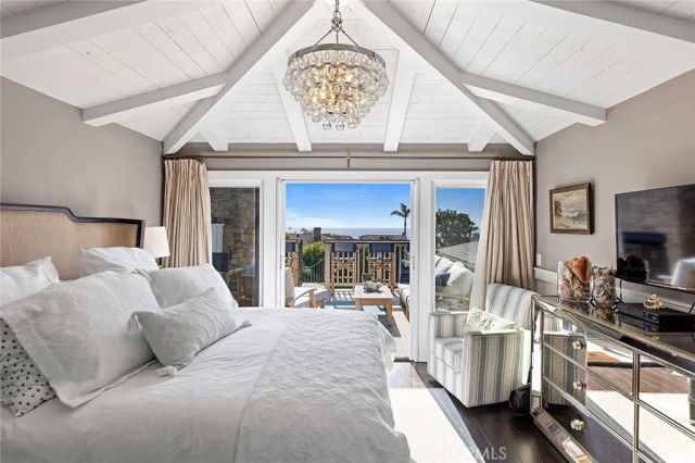 26 S Portola, Laguna Beach, CA 92651