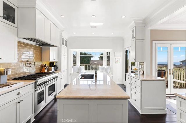 26 S Portola, Laguna Beach, CA 92651