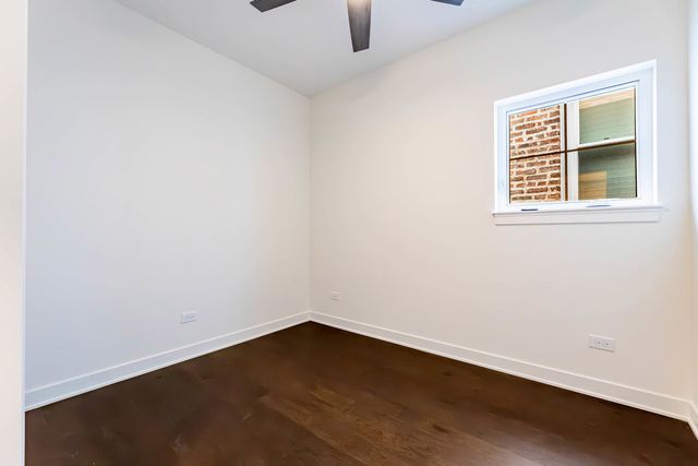 2832 W WILCOX Street, Chicago, IL 60612