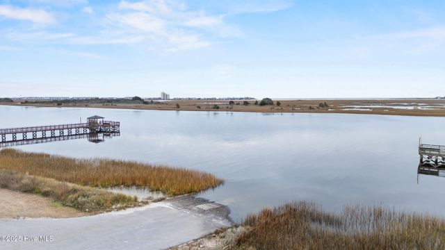 410 Water Oak Wynd SW, Sunset Beach, NC 28468