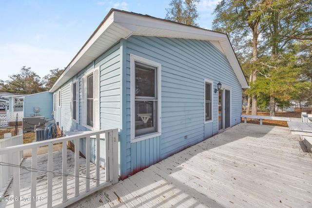 410 Water Oak Wynd SW, Sunset Beach, NC 28468