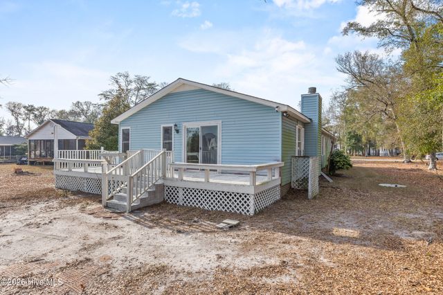 410 Water Oak Wynd SW, Sunset Beach, NC 28468
