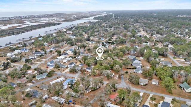 410 Water Oak Wynd SW, Sunset Beach, NC 28468