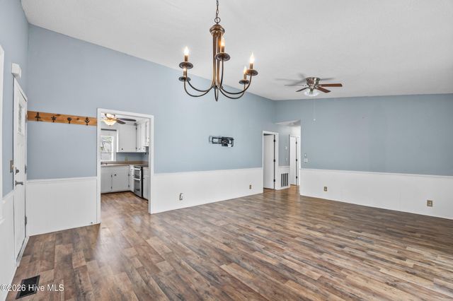 410 Water Oak Wynd SW, Sunset Beach, NC 28468