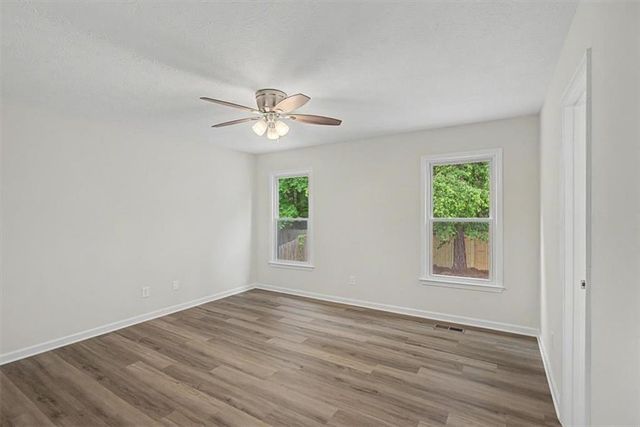212 Kiowa Court SE, Acworth, GA 30102