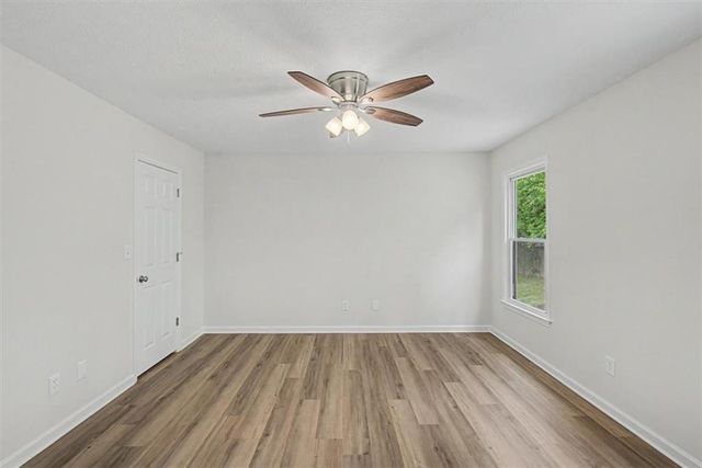 212 Kiowa Court SE, Acworth, GA 30102