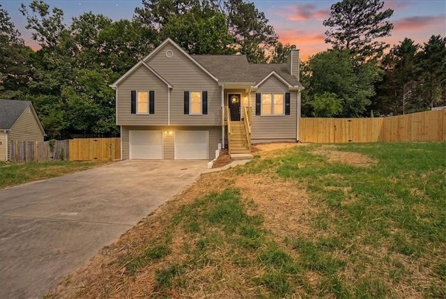 212 Kiowa Court SE, Acworth, GA 30102