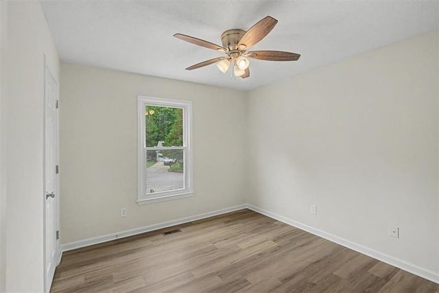212 Kiowa Court SE, Acworth, GA 30102
