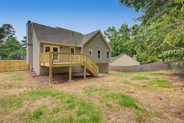 212 Kiowa Court SE, Acworth, GA 30102