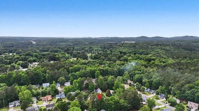 212 Kiowa Court SE, Acworth, GA 30102