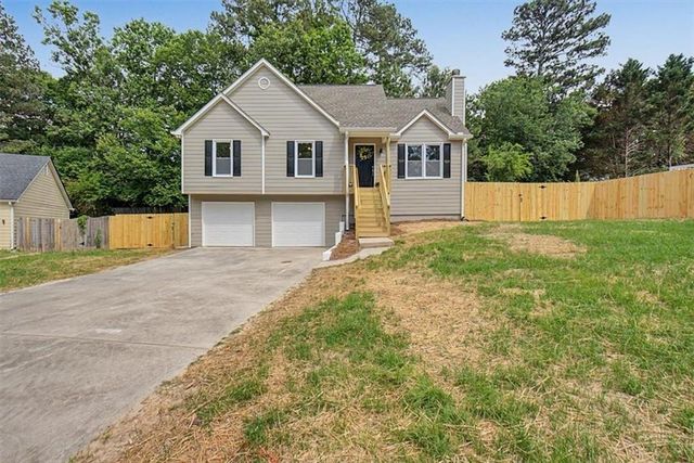 212 Kiowa Court SE, Acworth, GA 30102