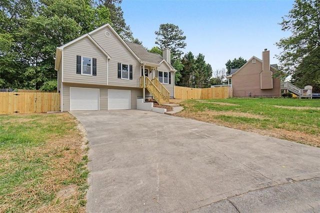 212 Kiowa Court SE, Acworth, GA 30102