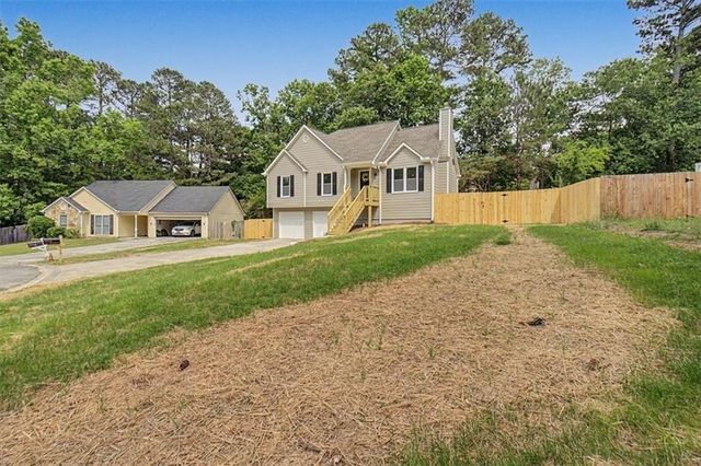 212 Kiowa Court SE, Acworth, GA 30102