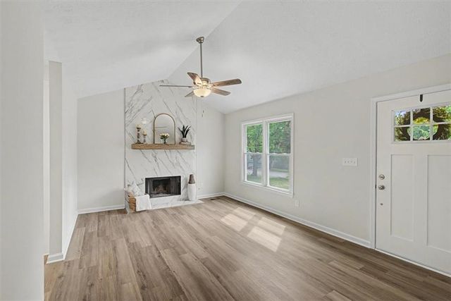 212 Kiowa Court SE, Acworth, GA 30102