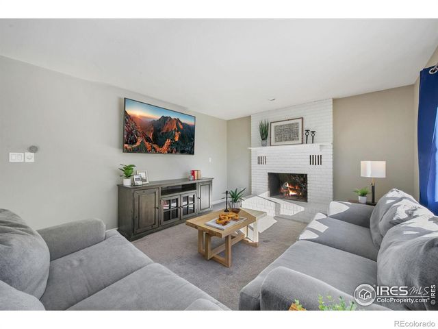 2042 44th Avenue, Greeley, CO 80634