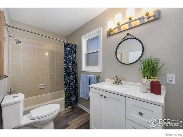 2042 44th Avenue, Greeley, CO 80634