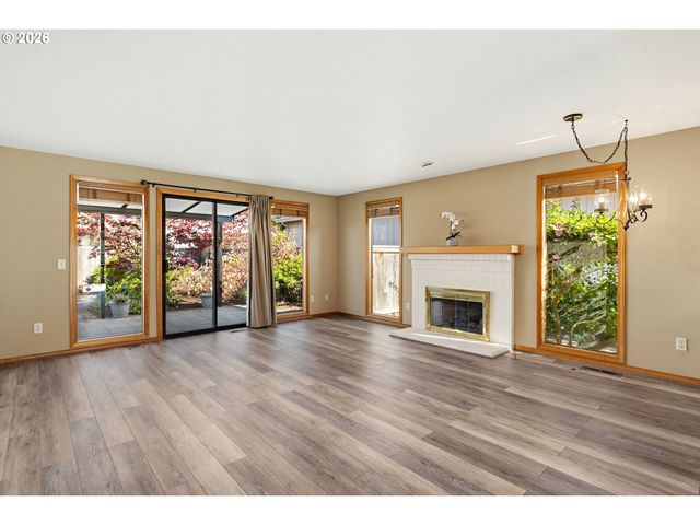 12641 Sw OVERGAARD St, Portland, OR 97224