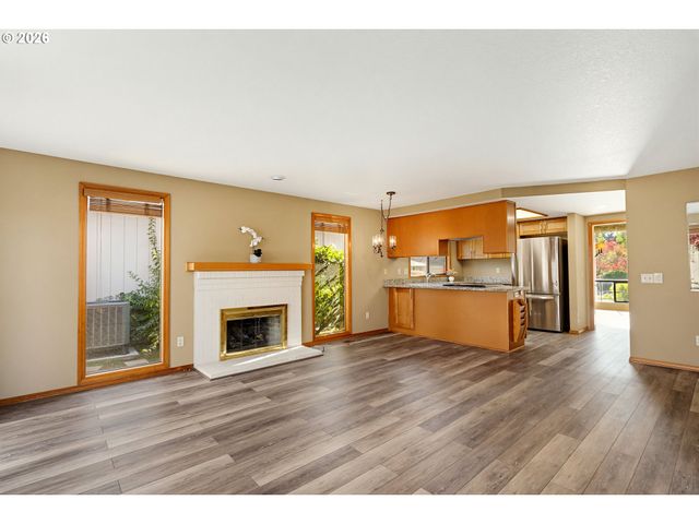 12641 Sw OVERGAARD St, Portland, OR 97224