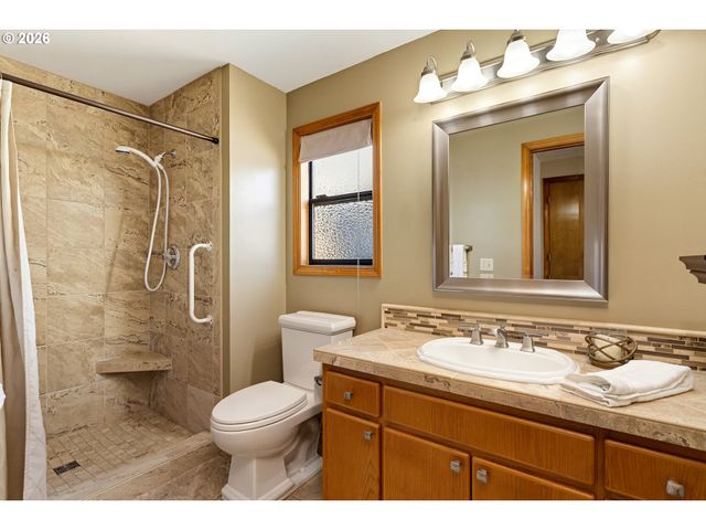 12641 Sw OVERGAARD St, Portland, OR 97224