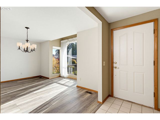 12641 Sw OVERGAARD St, Portland, OR 97224