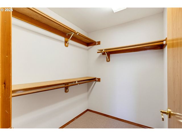 12641 Sw OVERGAARD St, Portland, OR 97224
