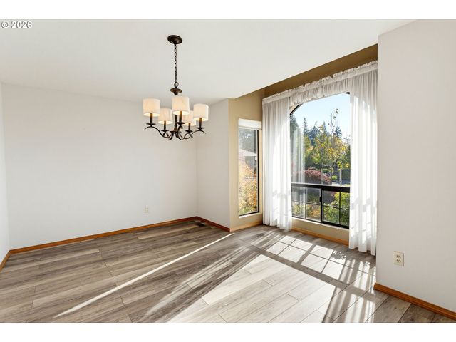 12641 Sw OVERGAARD St, Portland, OR 97224