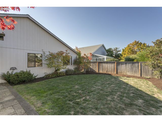 12641 Sw OVERGAARD St, Portland, OR 97224