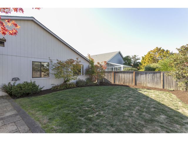 12641 Sw OVERGAARD St, Portland, OR 97224