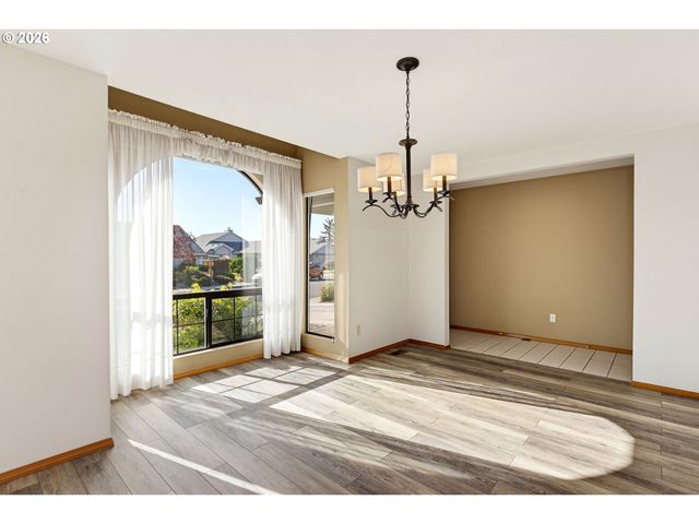 12641 Sw OVERGAARD St, Portland, OR 97224