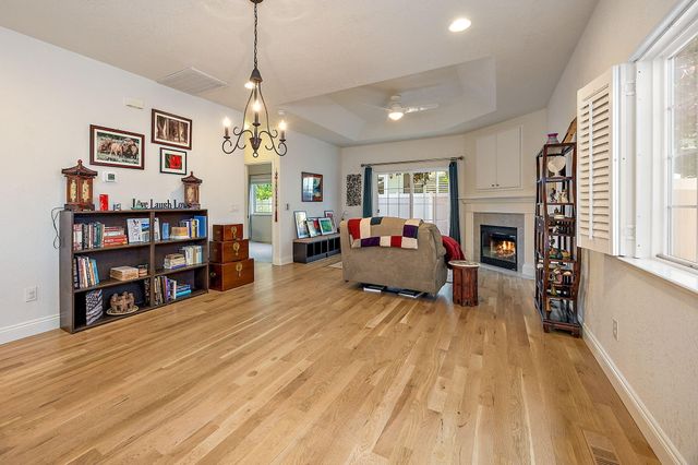 2096 Creek Drive, Ashland, OR 97520