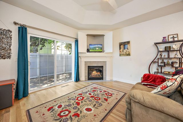 2096 Creek Drive, Ashland, OR 97520