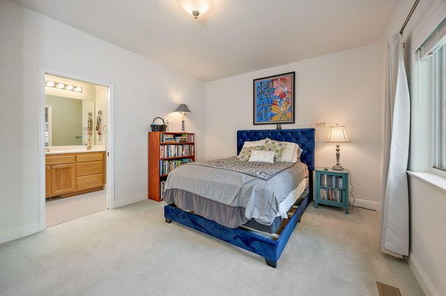 2096 Creek Drive, Ashland, OR 97520