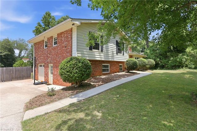4871 Westchester Road, Winston-salem, NC 27103