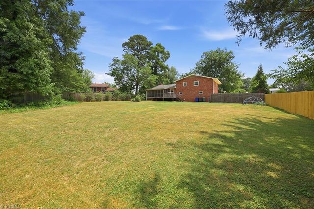 4871 Westchester Road, Winston-salem, NC 27103