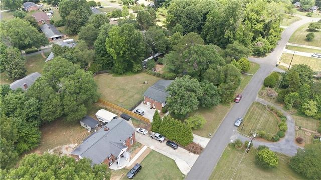 4871 Westchester Road, Winston-salem, NC 27103