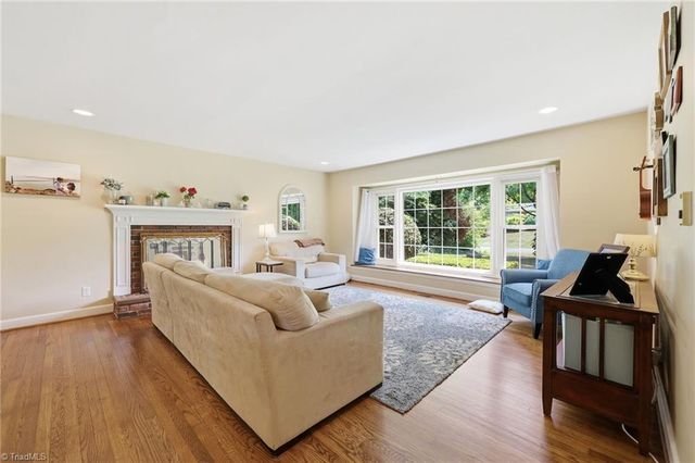 4871 Westchester Road, Winston-salem, NC 27103