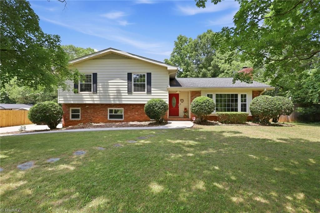 4871 Westchester Road, Winston-salem, NC 27103