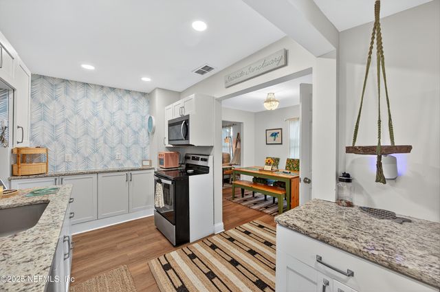 2712 CHERRYWOOD Road, Jacksonville, FL 32210