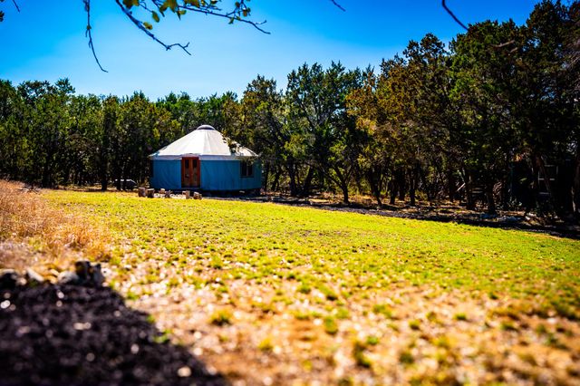 321 Lea LN, Wimberley, TX 78676