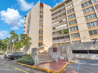 6901 Environ Blvd 4D, Lauderhill, FL 33319