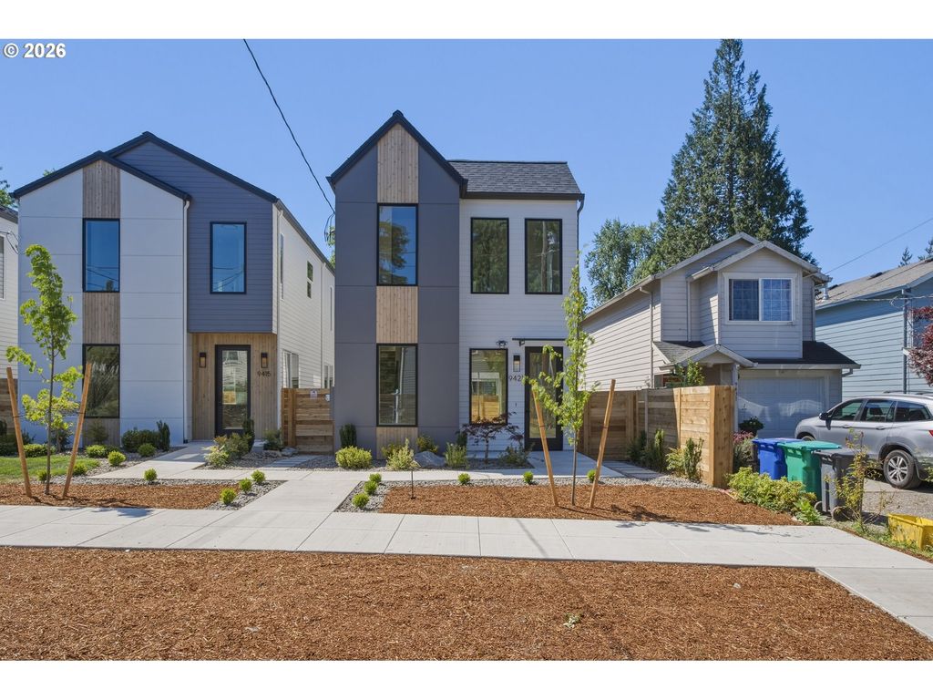 9421 N Macrum Ave, Portland, OR 97203