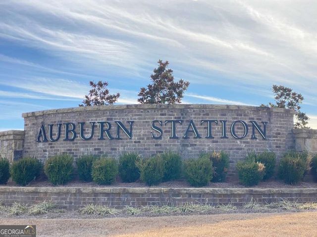 72 Station Overlook Drive, Auburn, GA 30011
