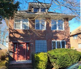 1141 sage Street, Far Rockaway, NY 11691