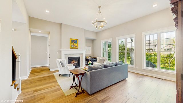 629 George Cohan Court, Crown Point, IN 46307