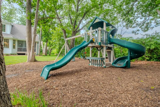 629 George Cohan Court, Crown Point, IN 46307