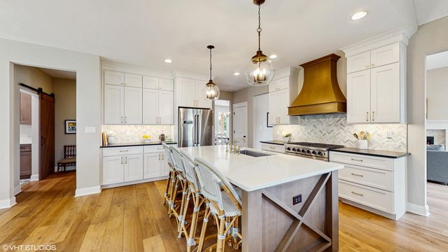 629 George Cohan Court, Crown Point, IN 46307